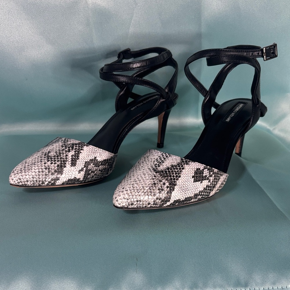 Antonio Melani Lapitta Snakeskin Heels 7 1/2